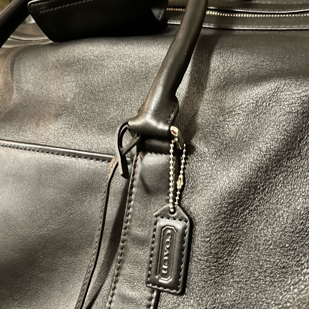 Coach Duffel Bag #5409, Black Leather, Vintage 2000’s, Gym or Travel, Expandable - Picture 9 of 12